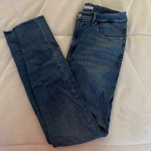 Good American Skinny Jeans